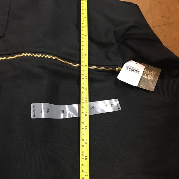 - Men’s carhartt VEST - Picture 4 of 11